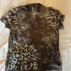 LuluLemon tie dye shirt